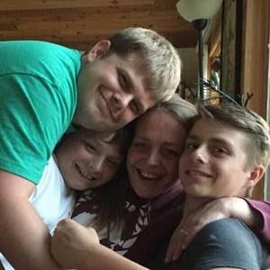 Meet your Posher, Christine